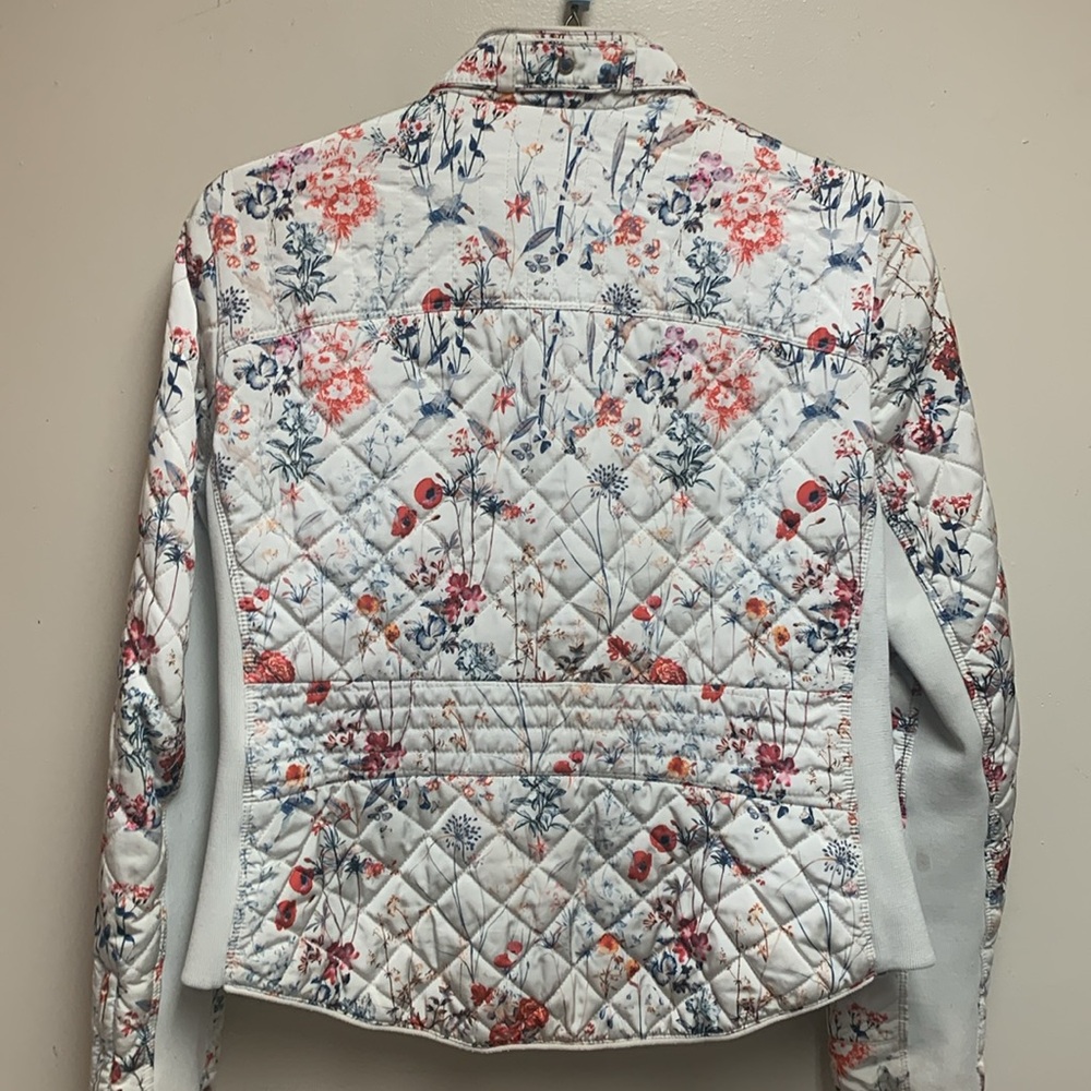 Zara Jacket - Picture 2 of 3